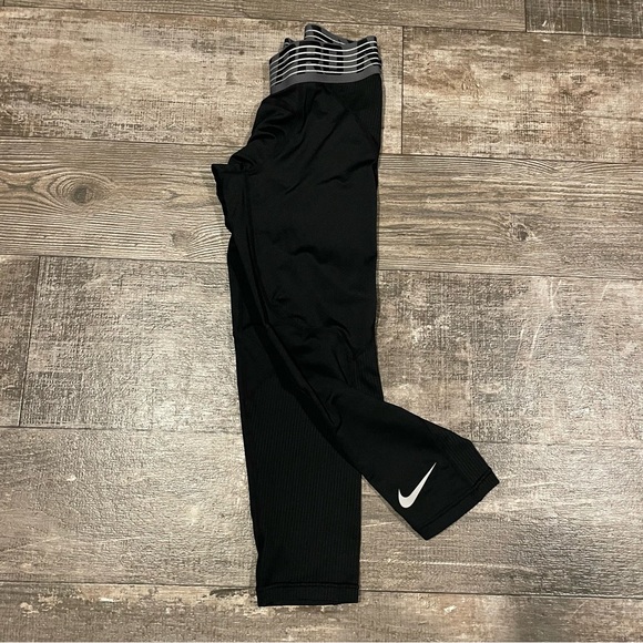Nike Pro 3/4‎ length Hypercool Compression Tights Men’s Size Small - Picture 2 of 5